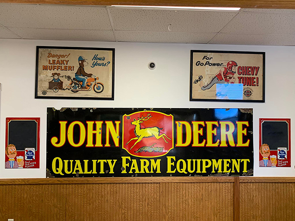 Antique Signs & Advertising