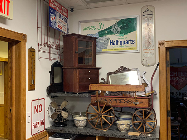 Antique Country Primitives